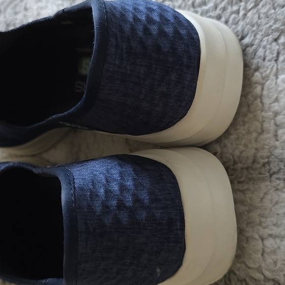 Skechers Women'ss Navy Blue Slip-On Sneakers - Picture 6 of 6